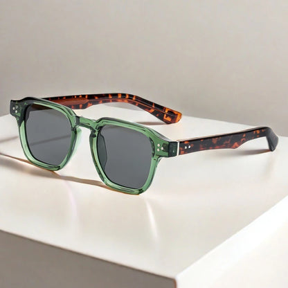 CATERSIDE Classic Square Sunglasses